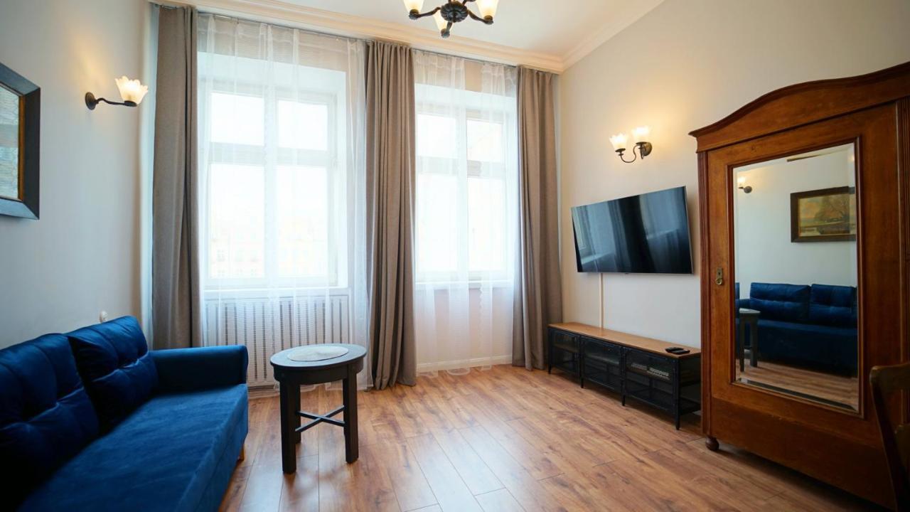 Apartamenty Everysky - Plac Ratuszowy 51 耶莱尼亚古拉 外观 照片