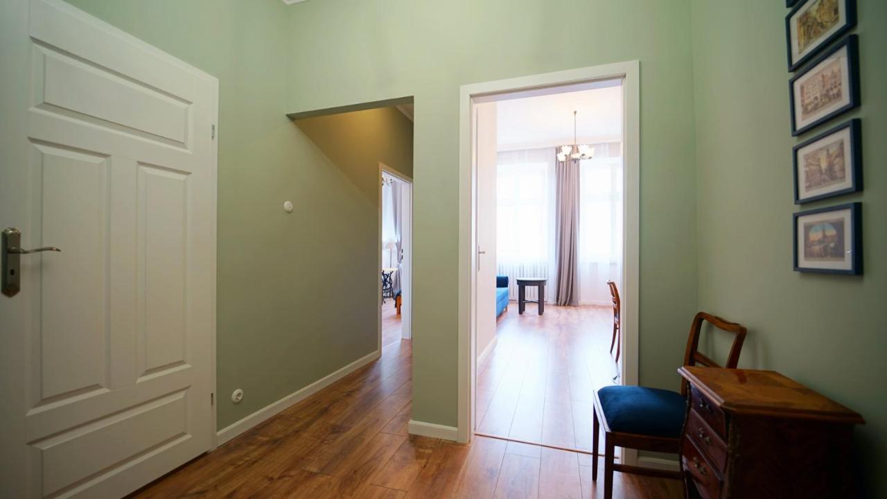 Apartamenty Everysky - Plac Ratuszowy 51 耶莱尼亚古拉 外观 照片